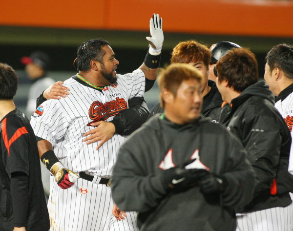 히메네스 끝내기 홈런