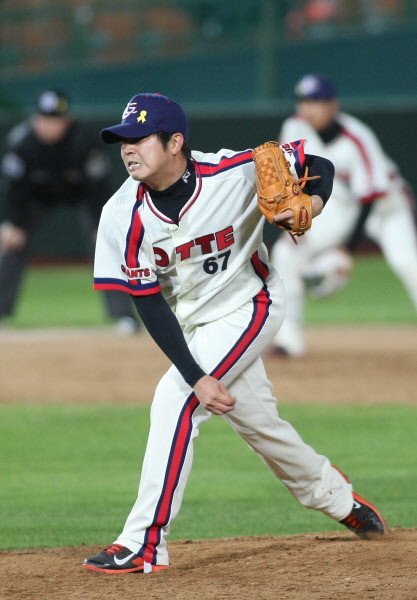 김성배선수의 역투모습