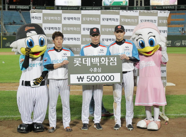 오늘의 수훈선수 김승회, 박종윤선수