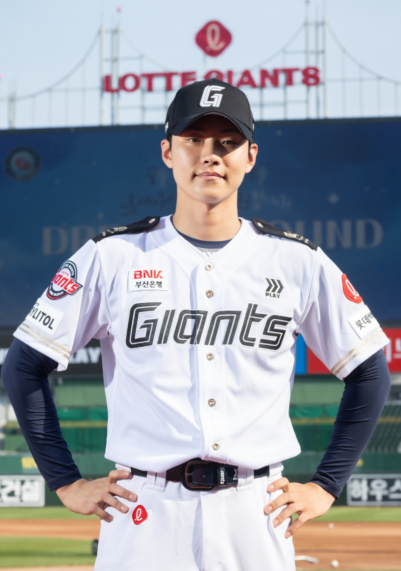 롯데, 호국보훈의 달 맞아 국군장병 초청