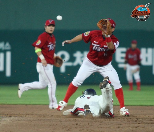 2013년 8월 7일 기아戰