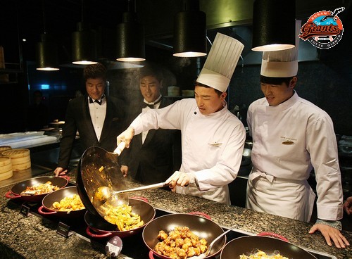 롯데 조성환·강민호·전준우·손아섭 선수, 일일 호텔리어