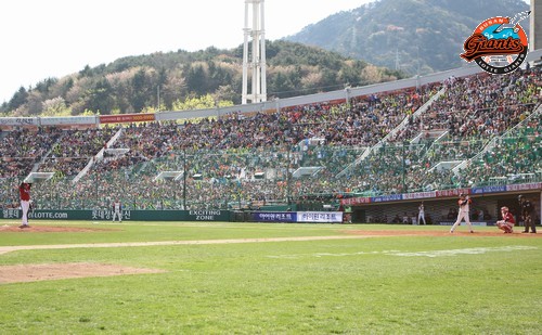 2013년 4월 7일 기아戰