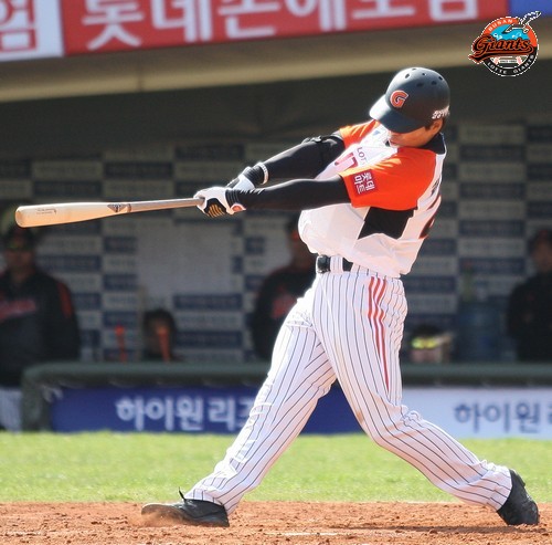 2013년 4월 7일 기아戰