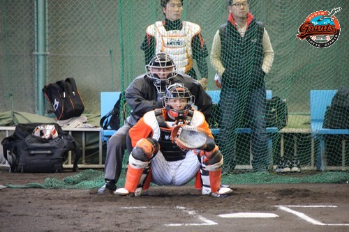 포수 마스크를 쓴 강민호 선수