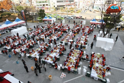 1만포기 김장담그기